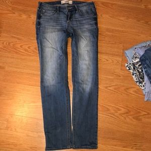 Size 7R NWOT Hollister Jeans
